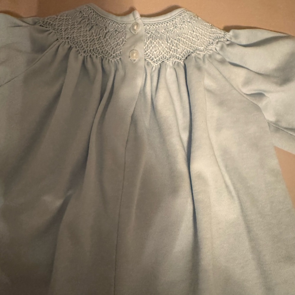 Light Blue Smocked Long-Sleeve Top for Baby girl - Picture 3 of 4